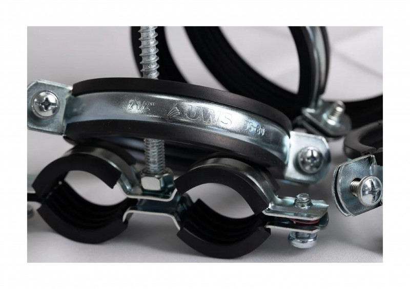 Хомут сантехнический с гайкой 1" 32-37мм М8